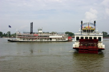 Steamers on the Mississippi River