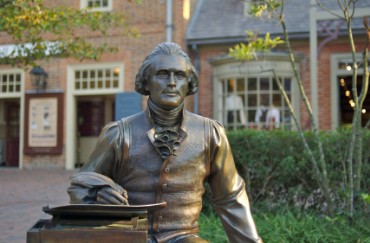 Thomas Jefferson Statue, Williamsburg